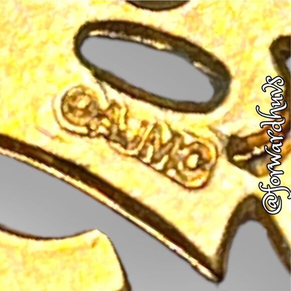 Set of AJMC Silver Tone Star Shaped Christmas Holiday Brooches with Dangling Cha - Picture 8 of 11